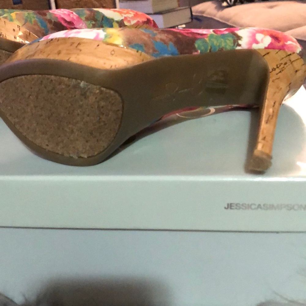 Jessica Simpson Platforms - Picture 4 of 8